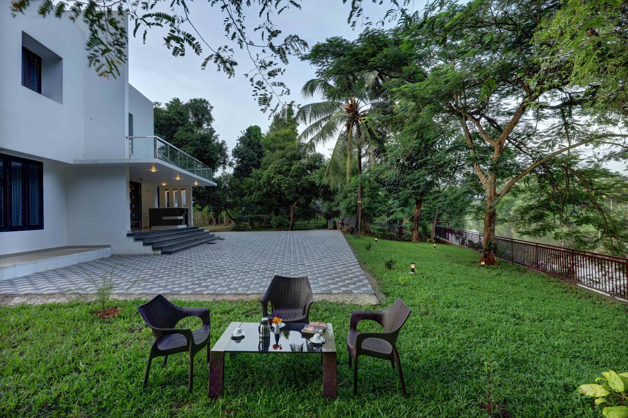 Nadhiyoram River Retreat Kochi Exterior photo