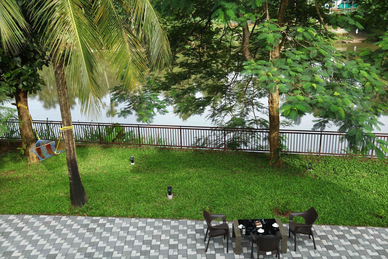 Nadhiyoram River Retreat Kochi Exterior photo